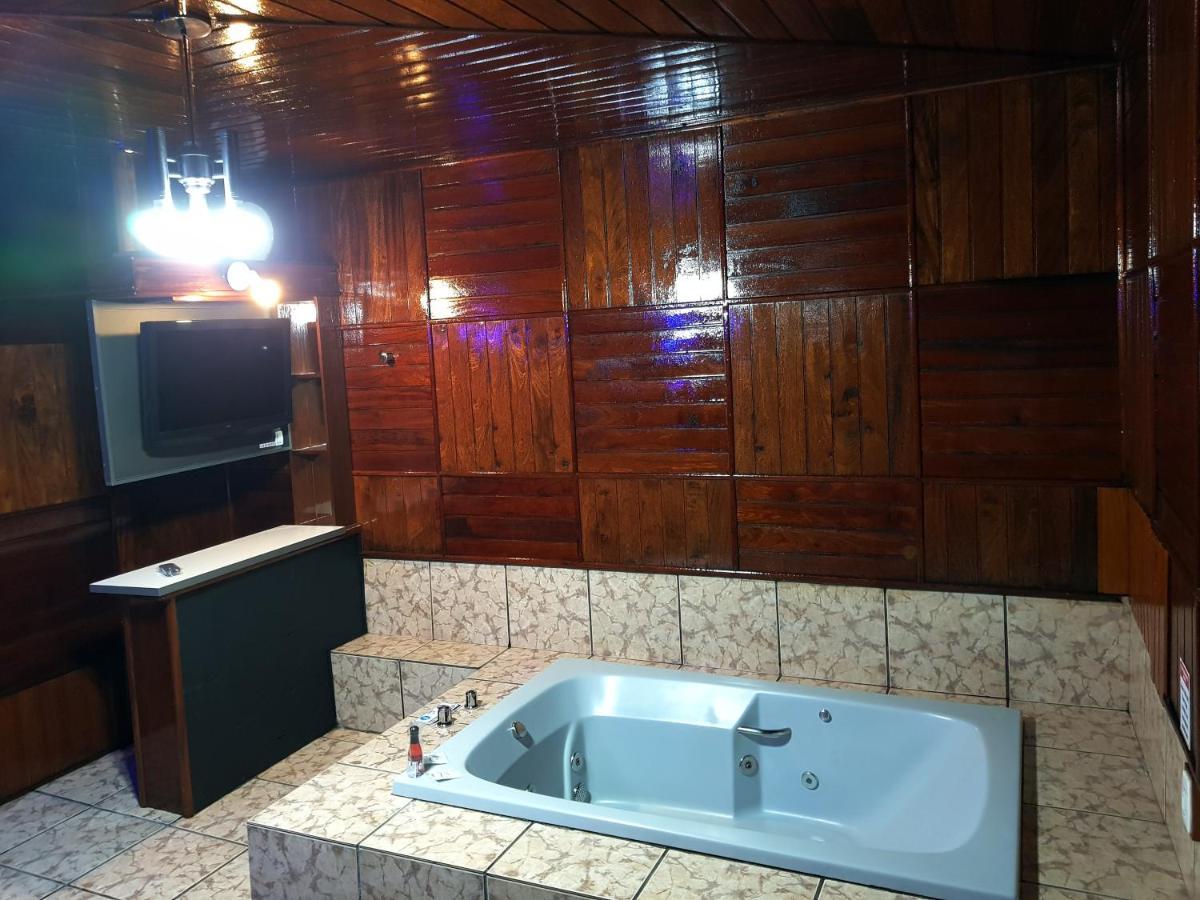 Motel Scorpios 拉热斯 外观 照片